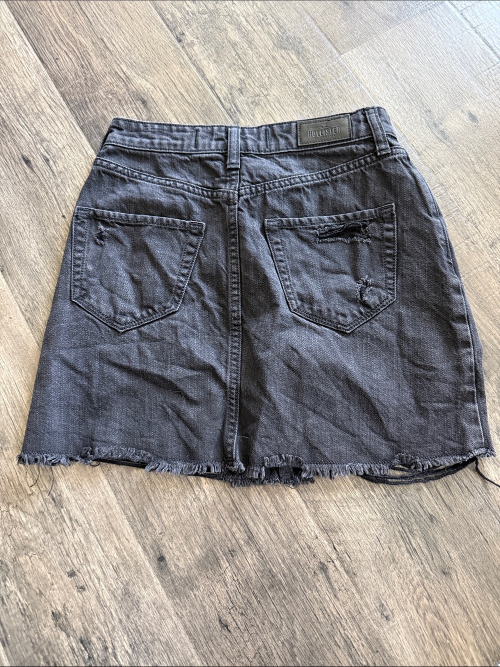 Hollister Black Distressed Mini Skirt - Picture 3 of 4